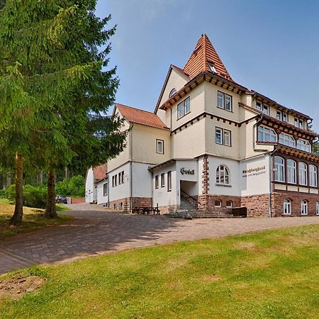 Hotel Und Berggasthof Spiessberghaus Friedrichroda Exteriör bild