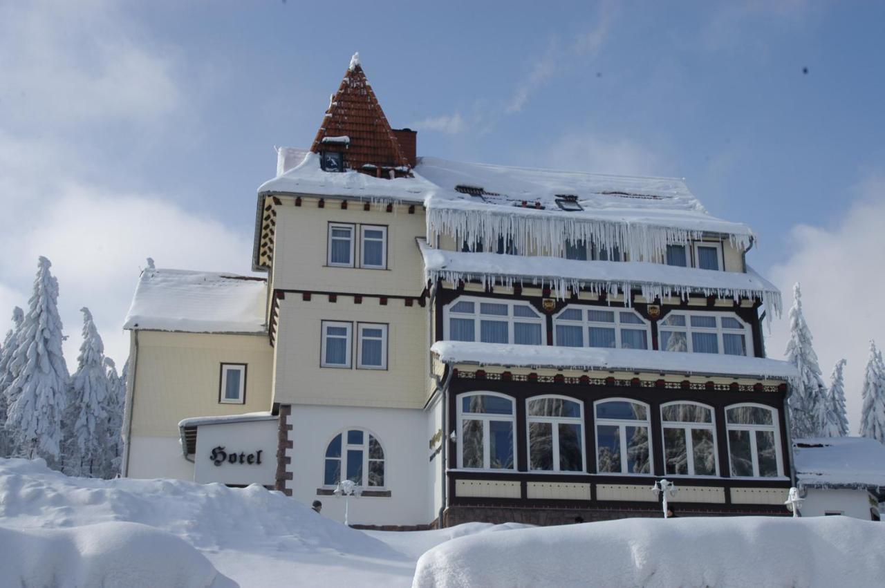 Hotel Und Berggasthof Spiessberghaus Friedrichroda Exteriör bild